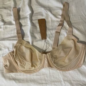 NEVER WORN SKIMS BRA new with tags & original packaging!!